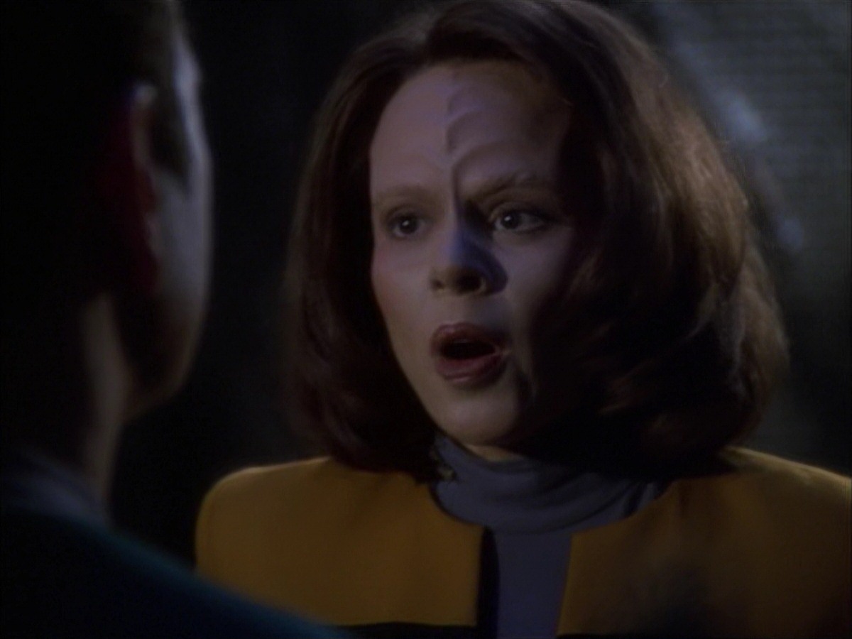 extant_StarTrek_VOY_7x09_7x10-FleshAndBlood_4130.jpg