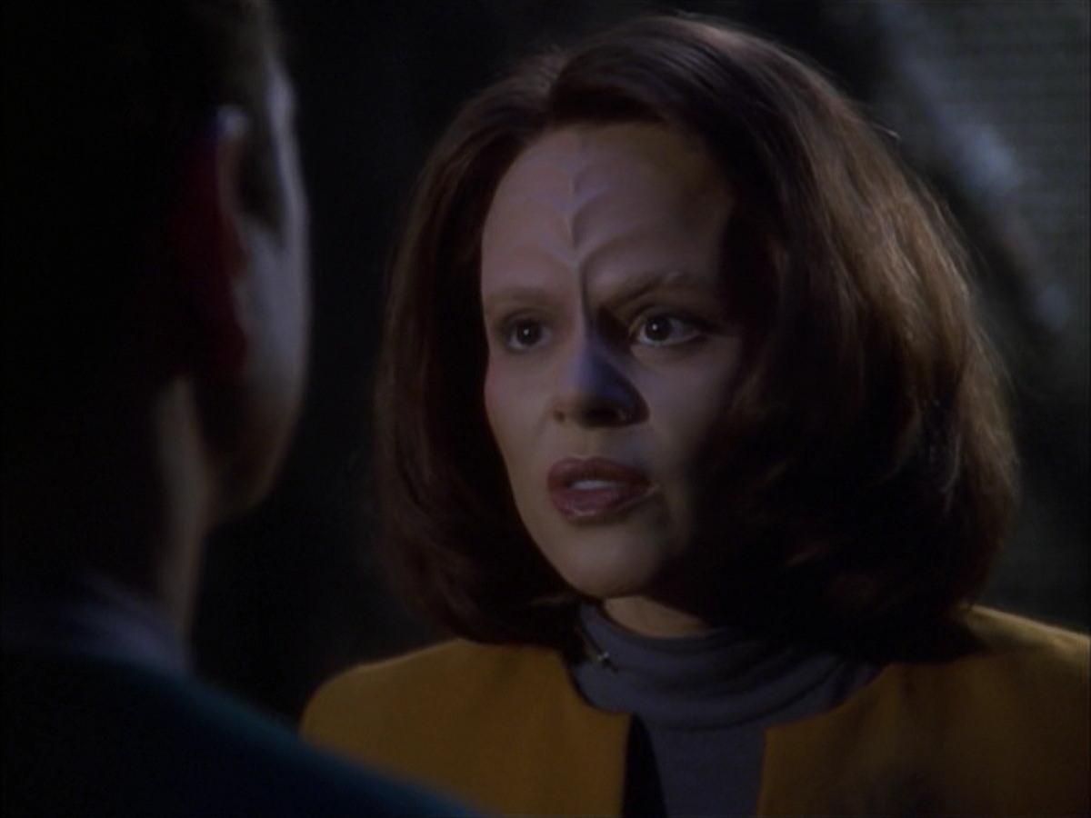 extant_StarTrek_VOY_7x09_7x10-FleshAndBlood_4133.jpg