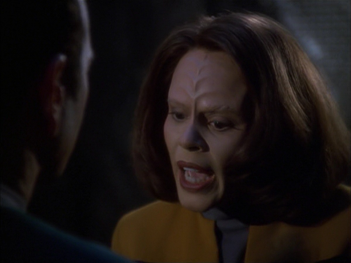 extant_StarTrek_VOY_7x09_7x10-FleshAndBlood_4150.jpg