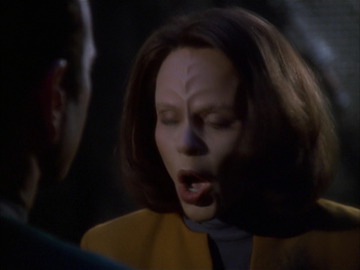 extant_StarTrek_VOY_7x09_7x10-FleshAndBlood_4156.jpg