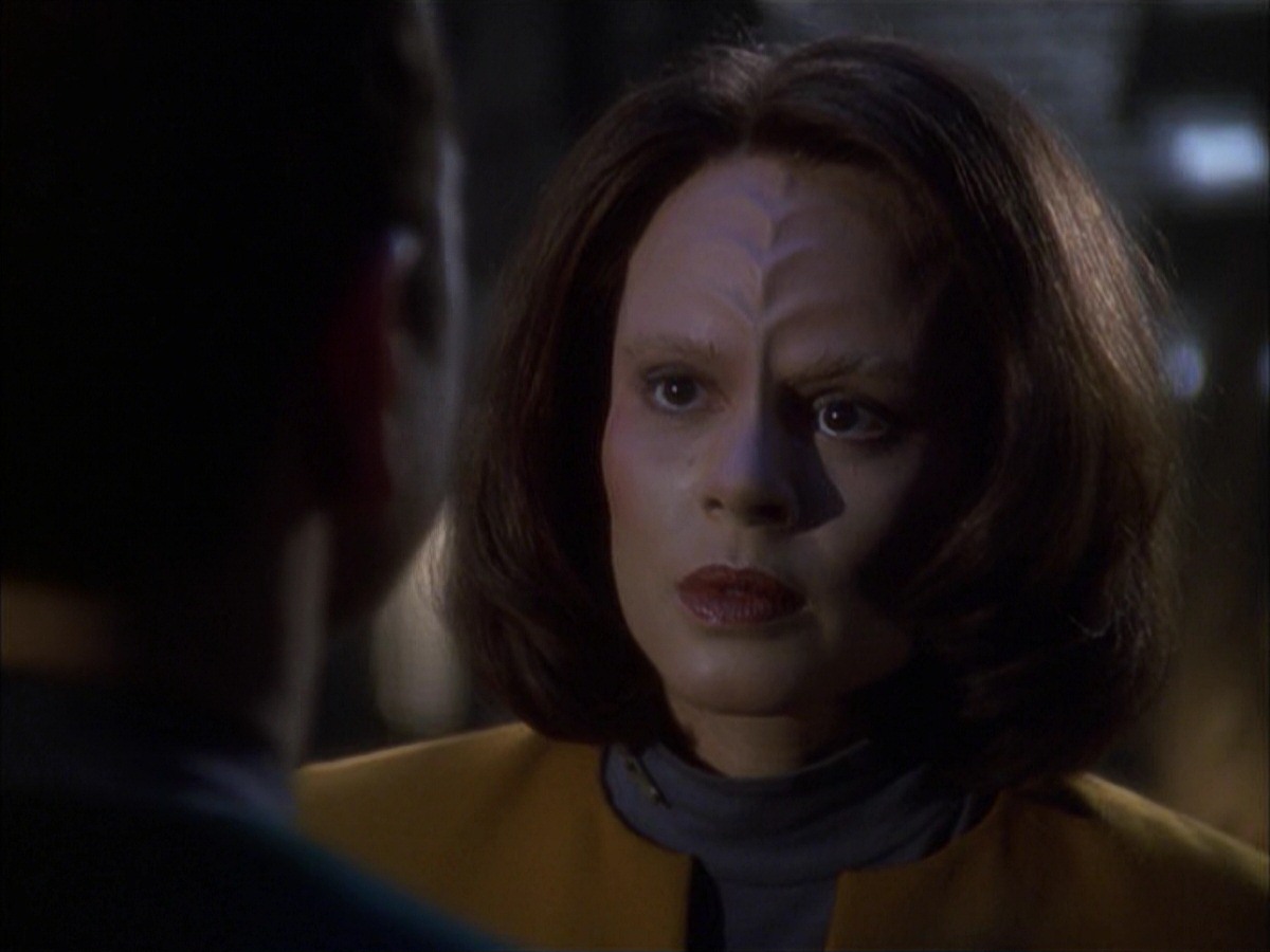 extant_StarTrek_VOY_7x09_7x10-FleshAndBlood_4186.jpg