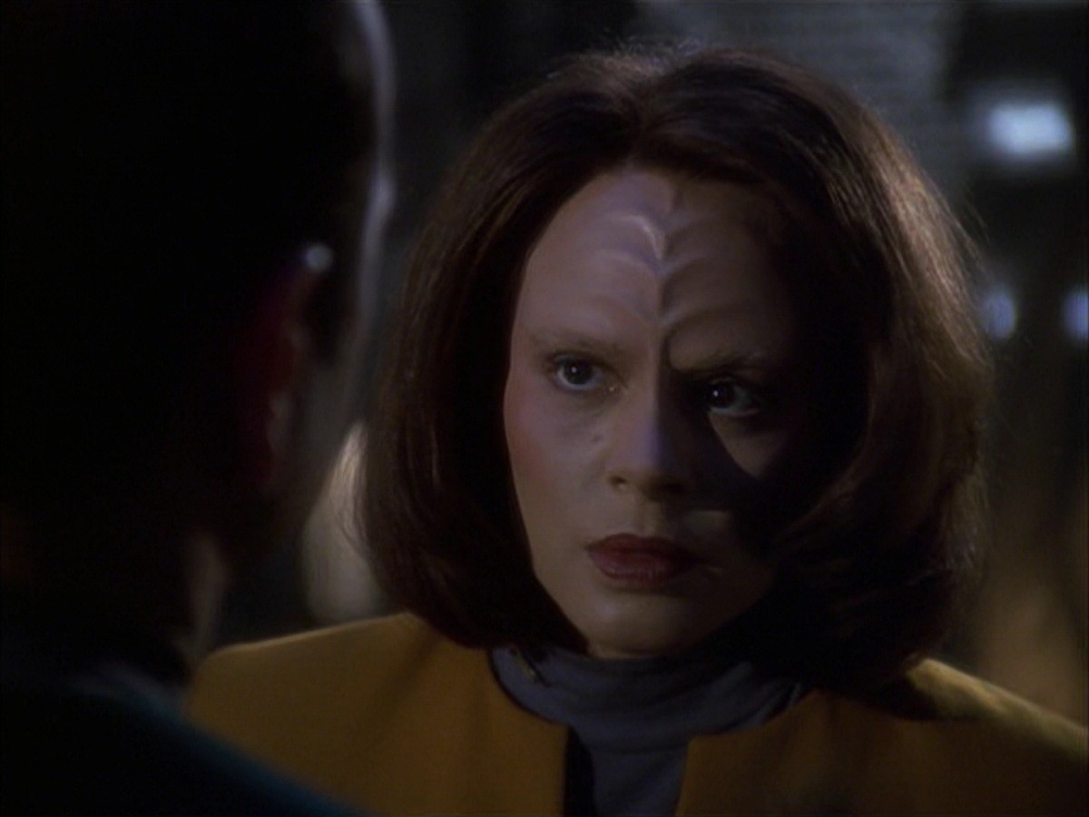 extant_StarTrek_VOY_7x09_7x10-FleshAndBlood_4193.jpg