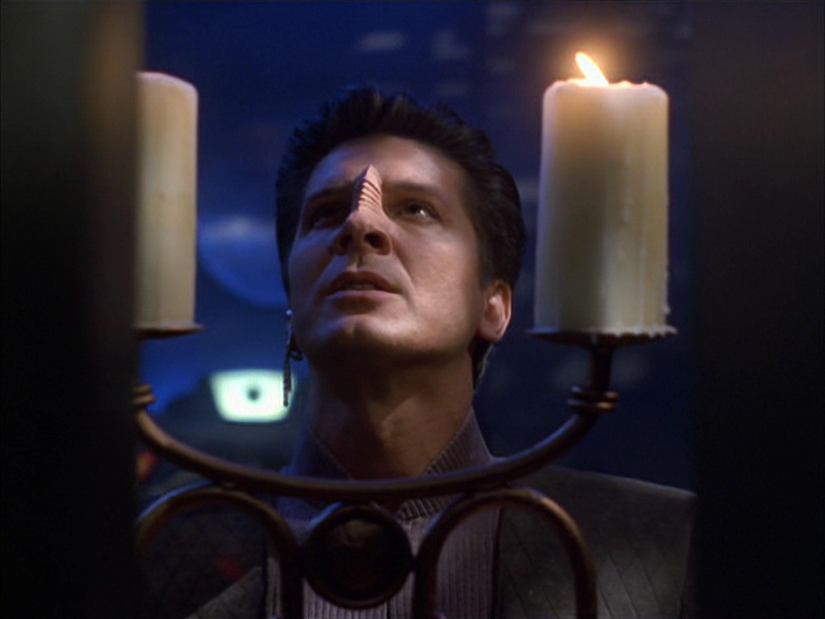 extant_StarTrek_VOY_7x09_7x10-FleshAndBlood_4201.jpg