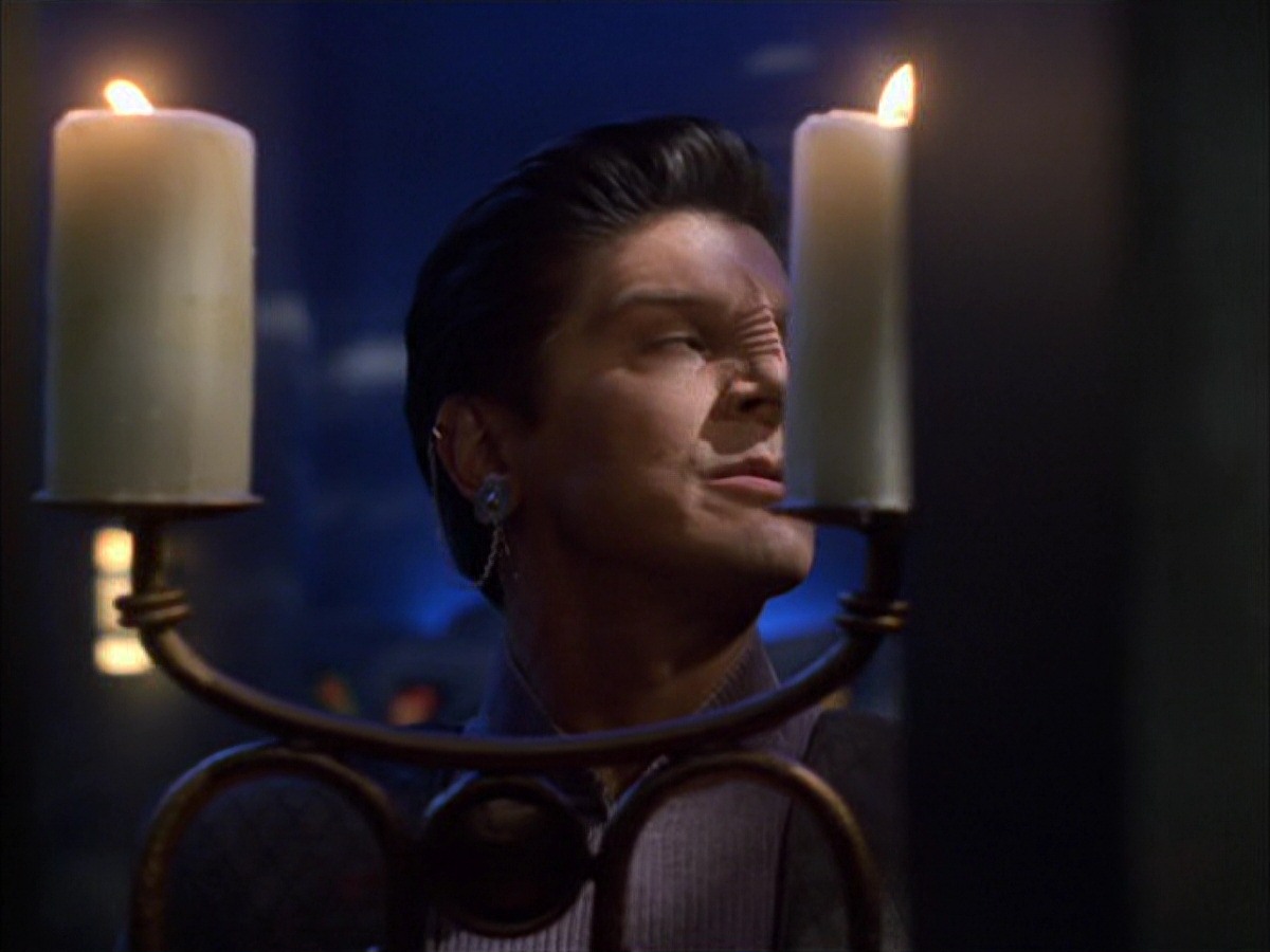 extant_StarTrek_VOY_7x09_7x10-FleshAndBlood_4202.jpg