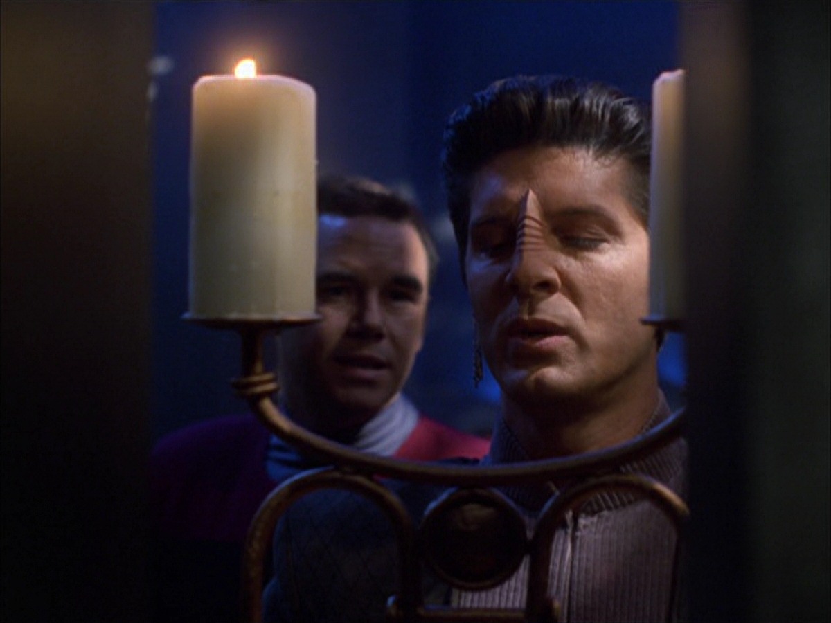 extant_StarTrek_VOY_7x09_7x10-FleshAndBlood_4213.jpg