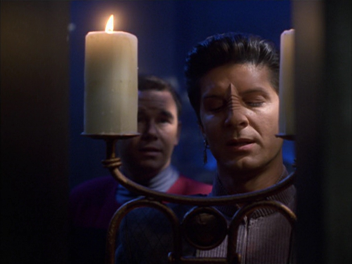 extant_StarTrek_VOY_7x09_7x10-FleshAndBlood_4218.jpg