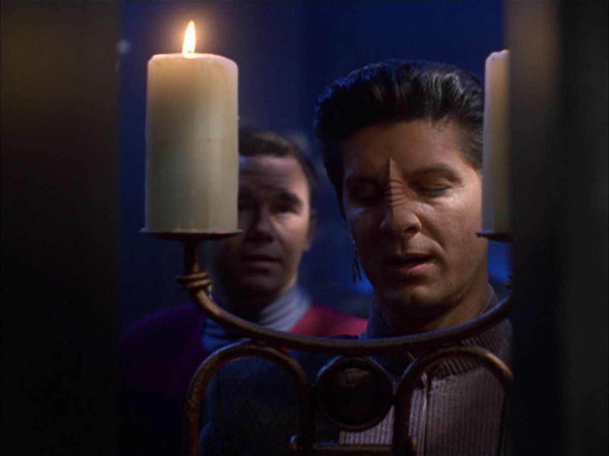 extant_StarTrek_VOY_7x09_7x10-FleshAndBlood_4219.jpg