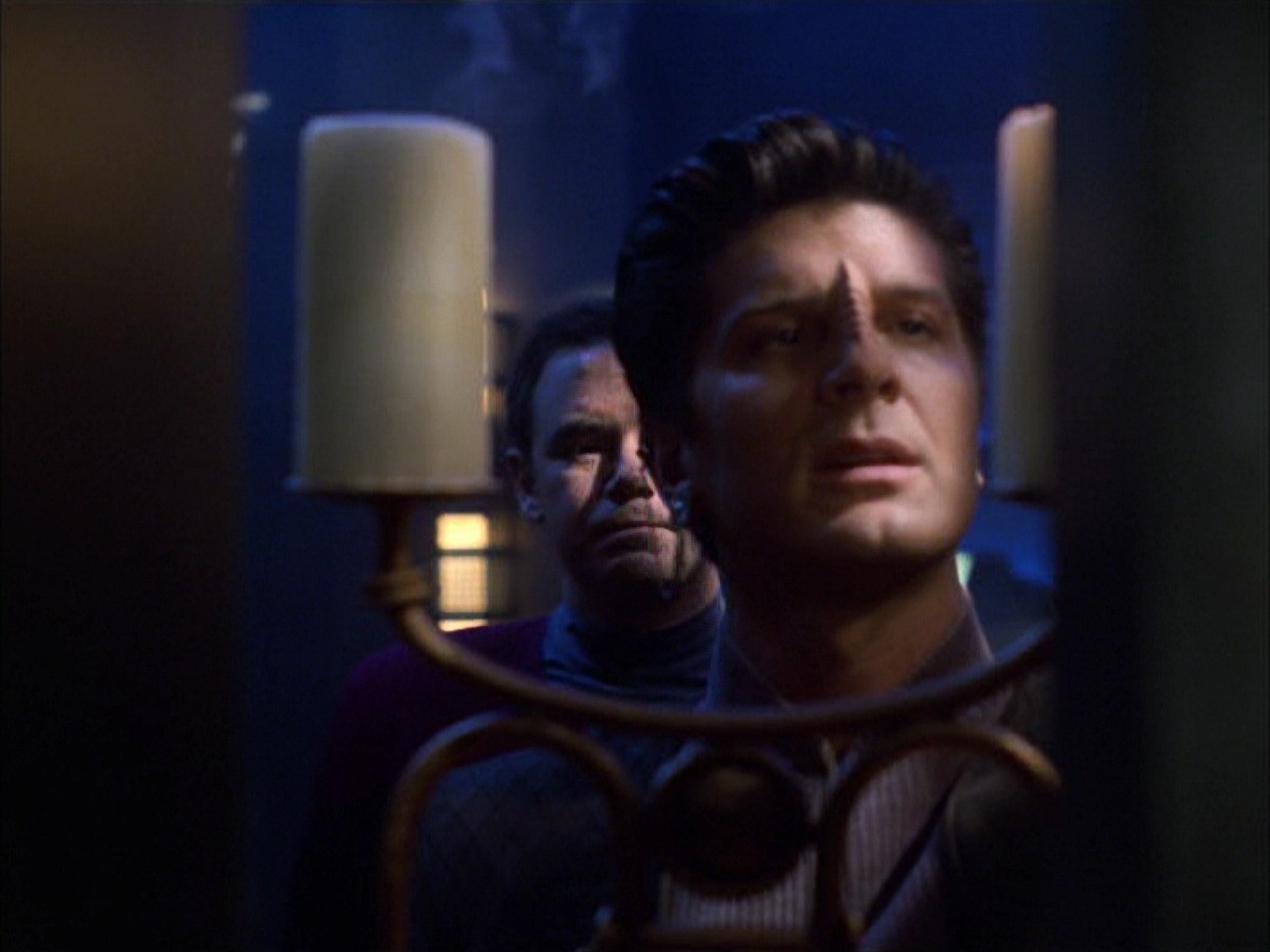 extant_StarTrek_VOY_7x09_7x10-FleshAndBlood_4233.jpg