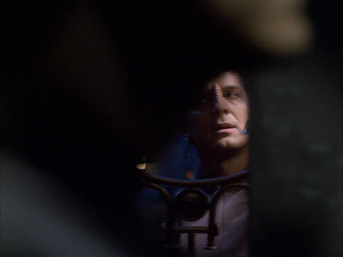 extant_StarTrek_VOY_7x09_7x10-FleshAndBlood_4245.jpg