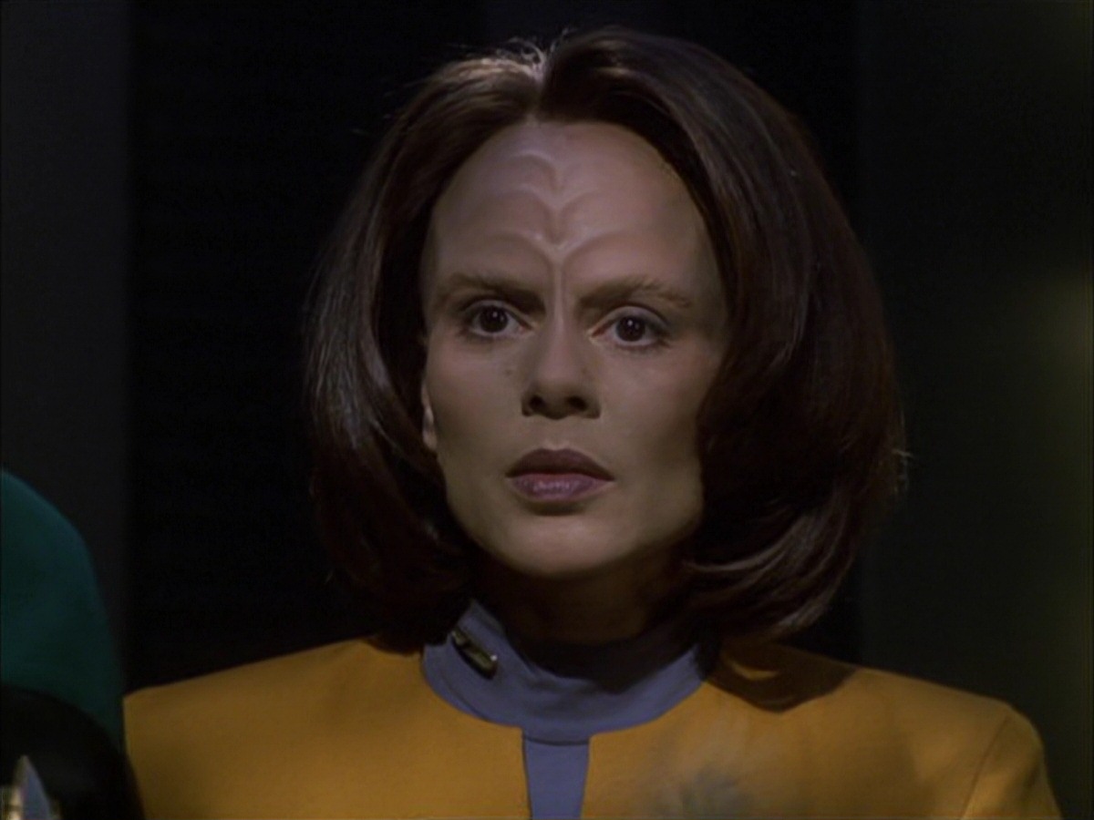 extant_StarTrek_VOY_7x09_7x10-FleshAndBlood_4262.jpg