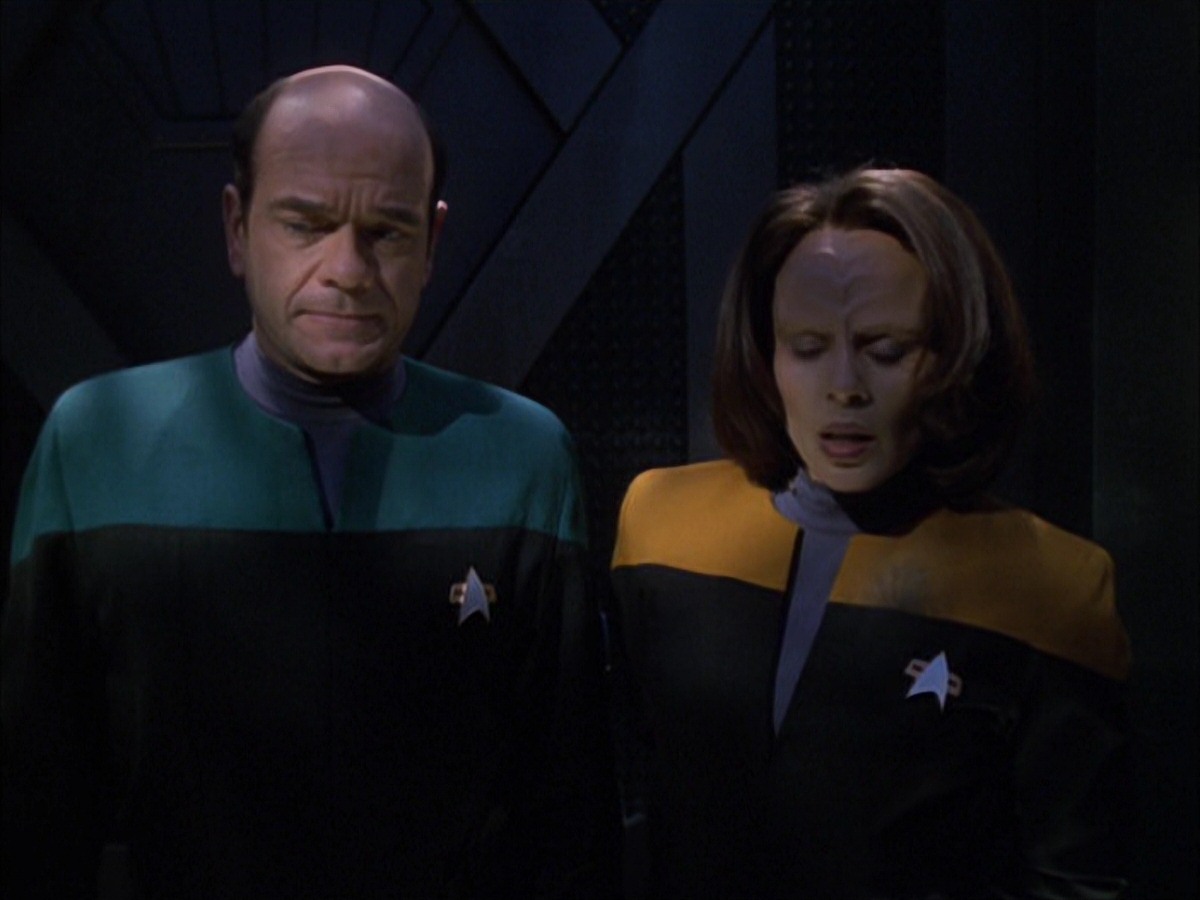 extant_StarTrek_VOY_7x09_7x10-FleshAndBlood_4286.jpg