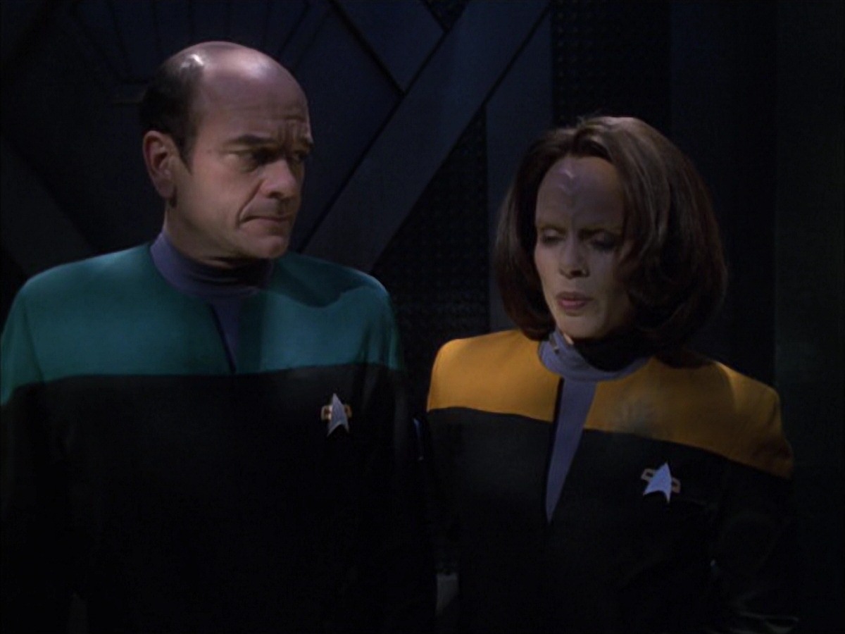 extant_StarTrek_VOY_7x09_7x10-FleshAndBlood_4288.jpg