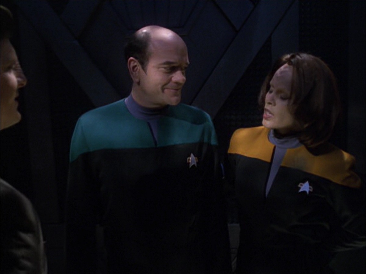 extant_StarTrek_VOY_7x09_7x10-FleshAndBlood_4298.jpg