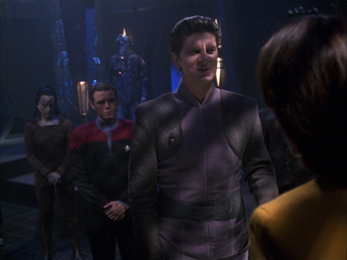 extant_StarTrek_VOY_7x09_7x10-FleshAndBlood_4307.jpg