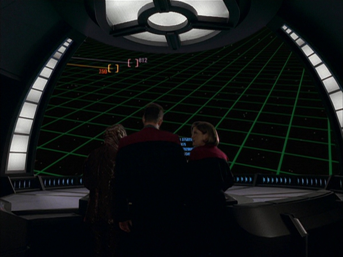 extant_StarTrek_VOY_7x09_7x10-FleshAndBlood_4361.jpg