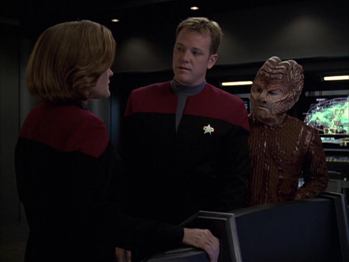 extant_StarTrek_VOY_7x09_7x10-FleshAndBlood_4419.jpg