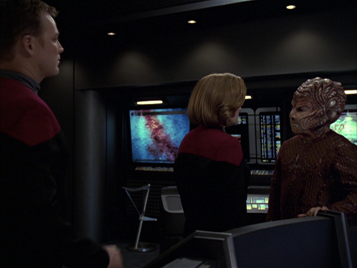 extant_StarTrek_VOY_7x09_7x10-FleshAndBlood_4429.jpg