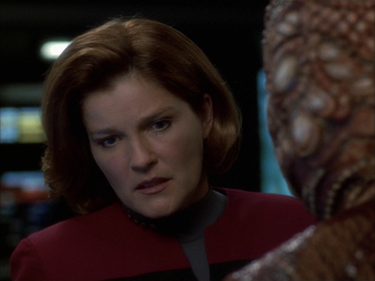 extant_StarTrek_VOY_7x09_7x10-FleshAndBlood_4442.jpg
