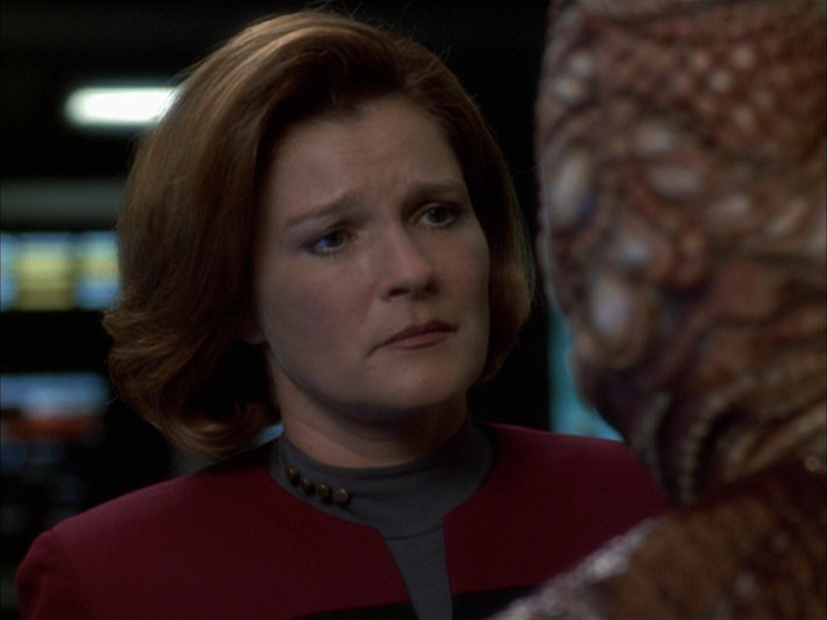 extant_StarTrek_VOY_7x09_7x10-FleshAndBlood_4472.jpg