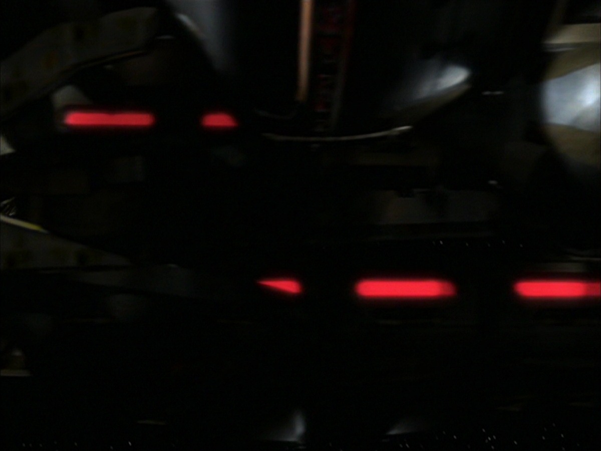 extant_StarTrek_VOY_7x09_7x10-FleshAndBlood_4473.jpg
