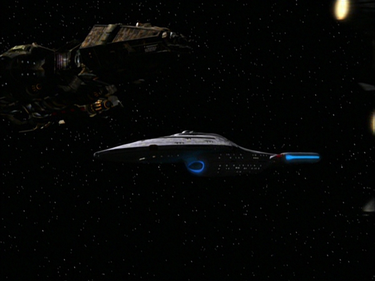 extant_StarTrek_VOY_7x09_7x10-FleshAndBlood_4478.jpg