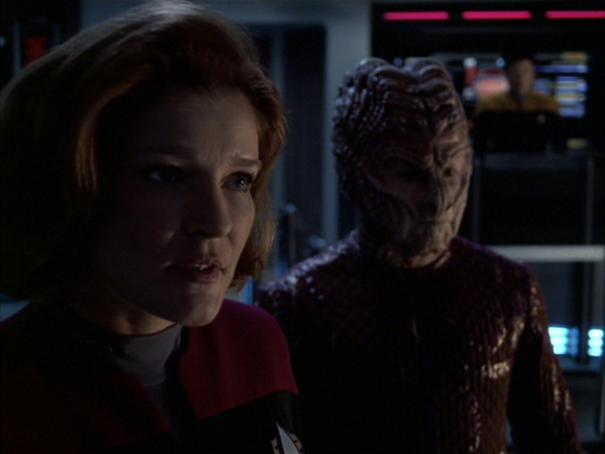 extant_StarTrek_VOY_7x09_7x10-FleshAndBlood_4493.jpg