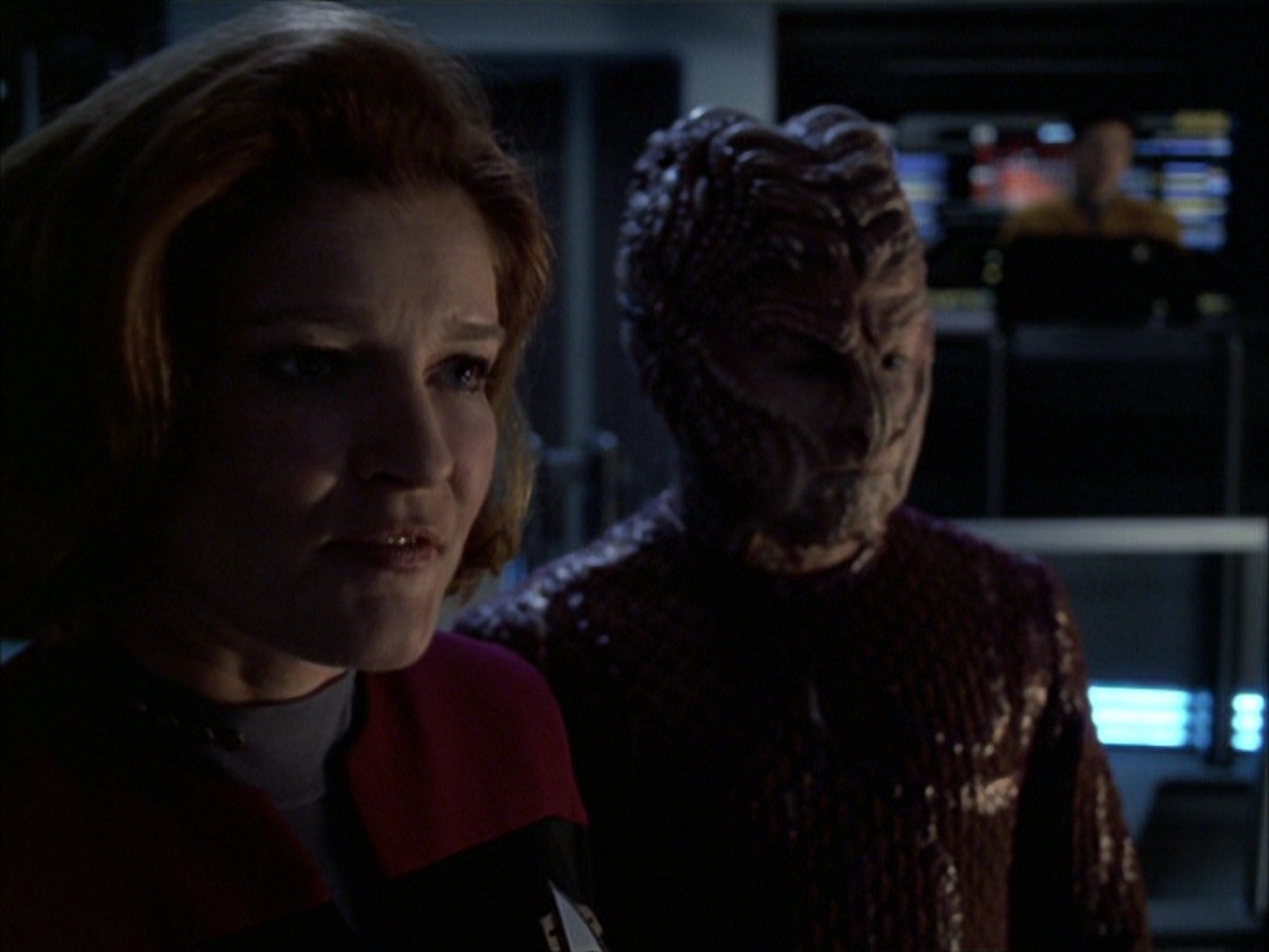 extant_StarTrek_VOY_7x09_7x10-FleshAndBlood_4498.jpg