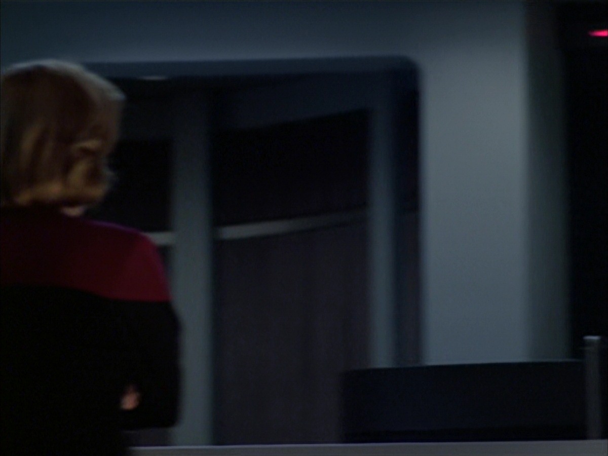 extant_StarTrek_VOY_7x09_7x10-FleshAndBlood_4555.jpg