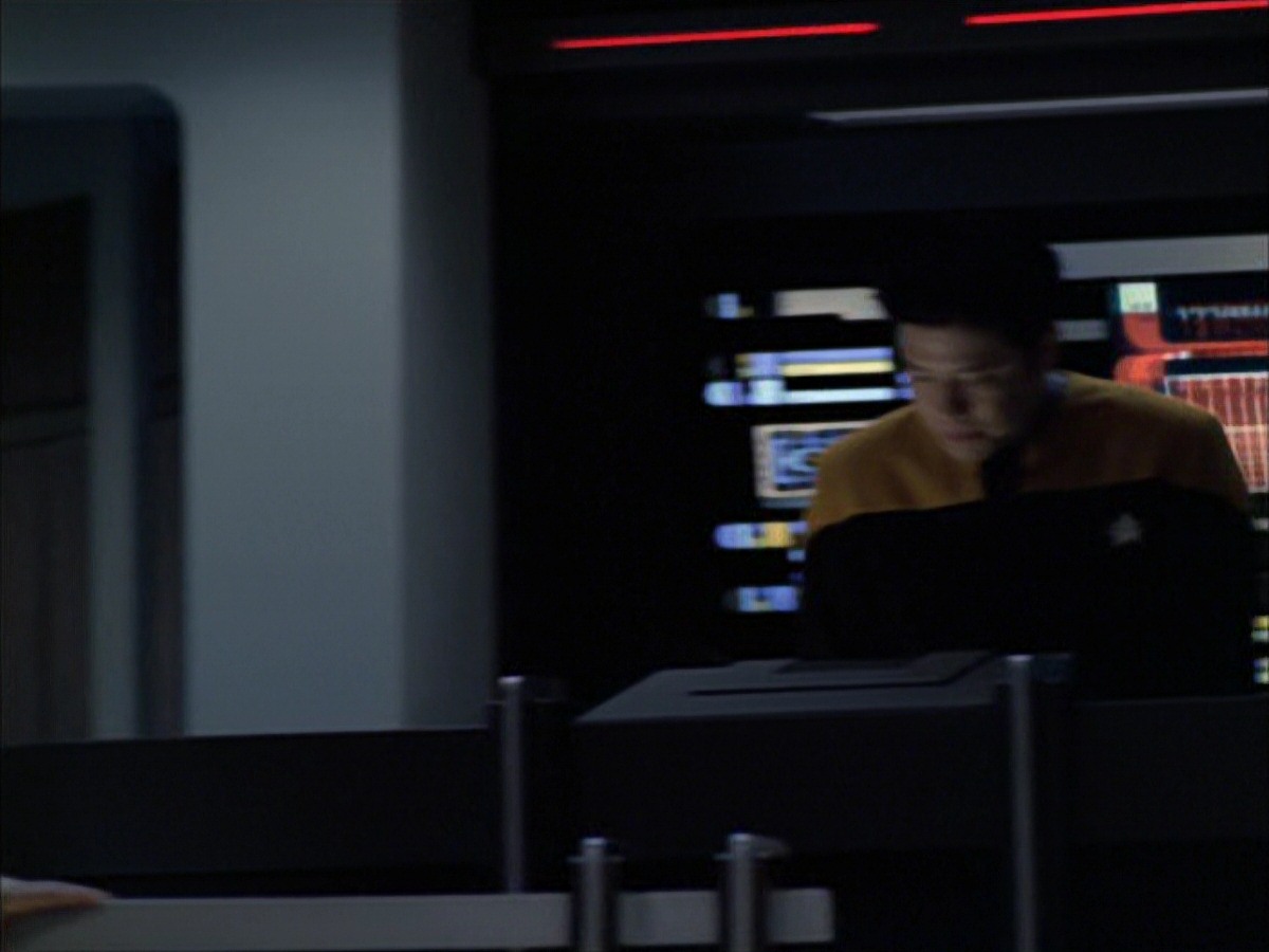 extant_StarTrek_VOY_7x09_7x10-FleshAndBlood_4558.jpg