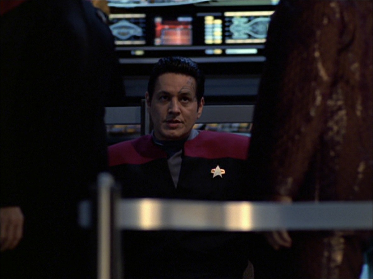 extant_StarTrek_VOY_7x09_7x10-FleshAndBlood_4581.jpg