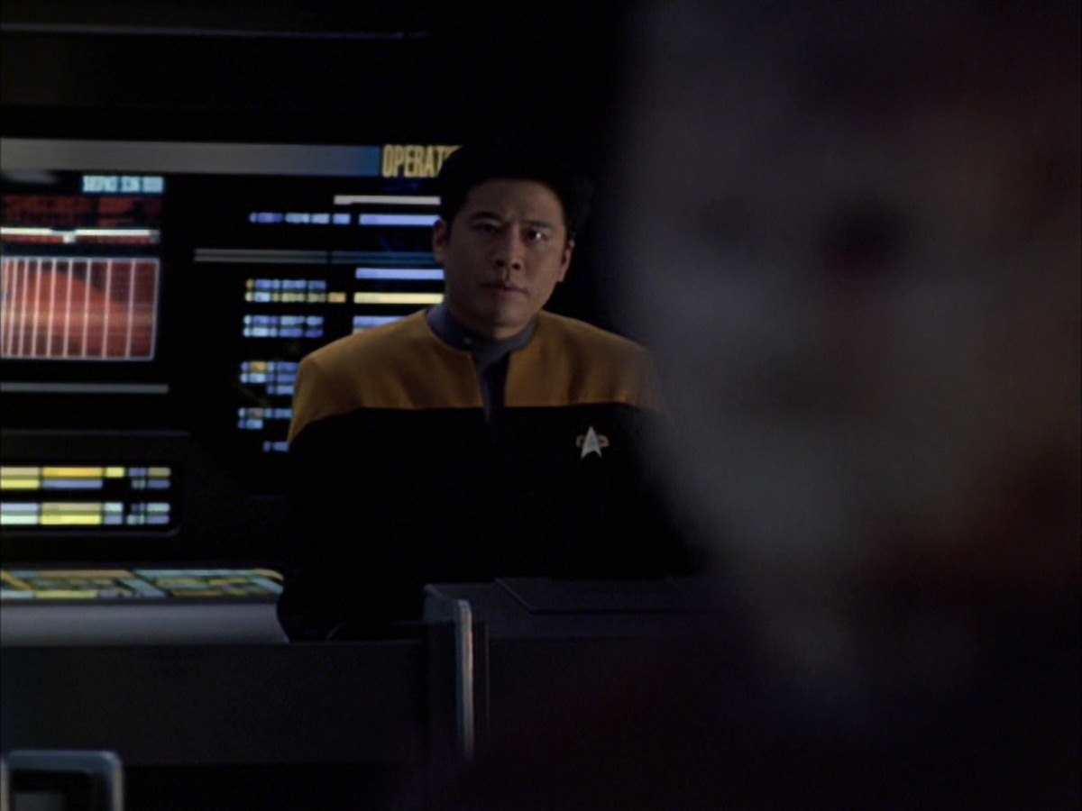 extant_StarTrek_VOY_7x09_7x10-FleshAndBlood_4587.jpg
