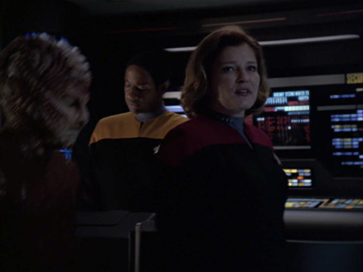 extant_StarTrek_VOY_7x09_7x10-FleshAndBlood_4592.jpg