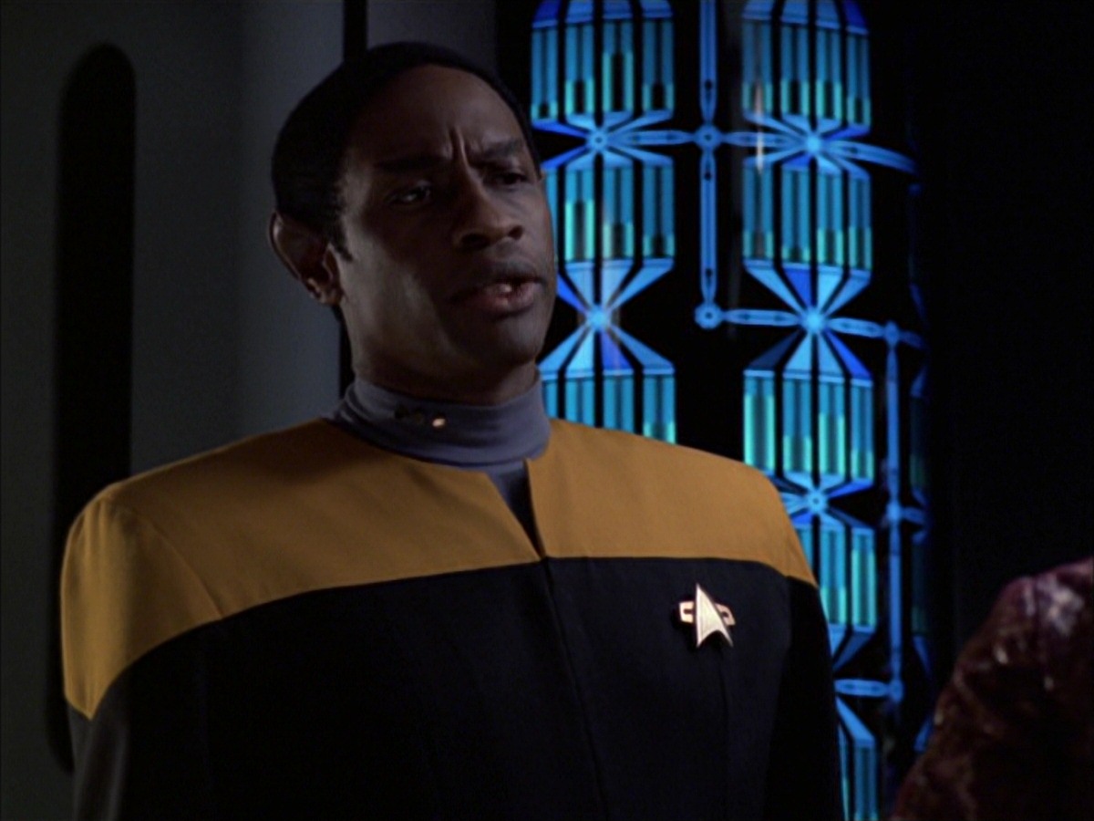 extant_StarTrek_VOY_7x09_7x10-FleshAndBlood_4618.jpg
