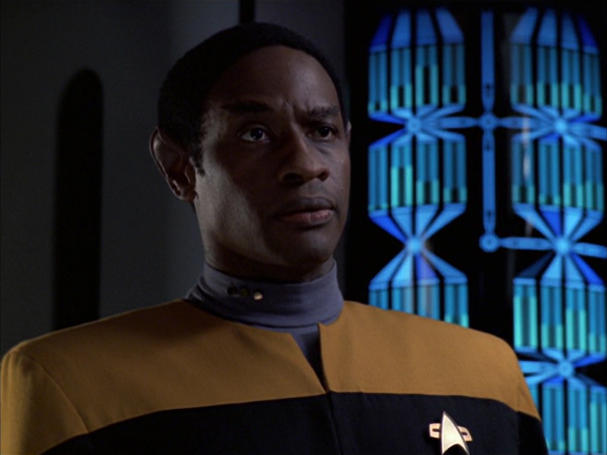 extant_StarTrek_VOY_7x09_7x10-FleshAndBlood_4647.jpg