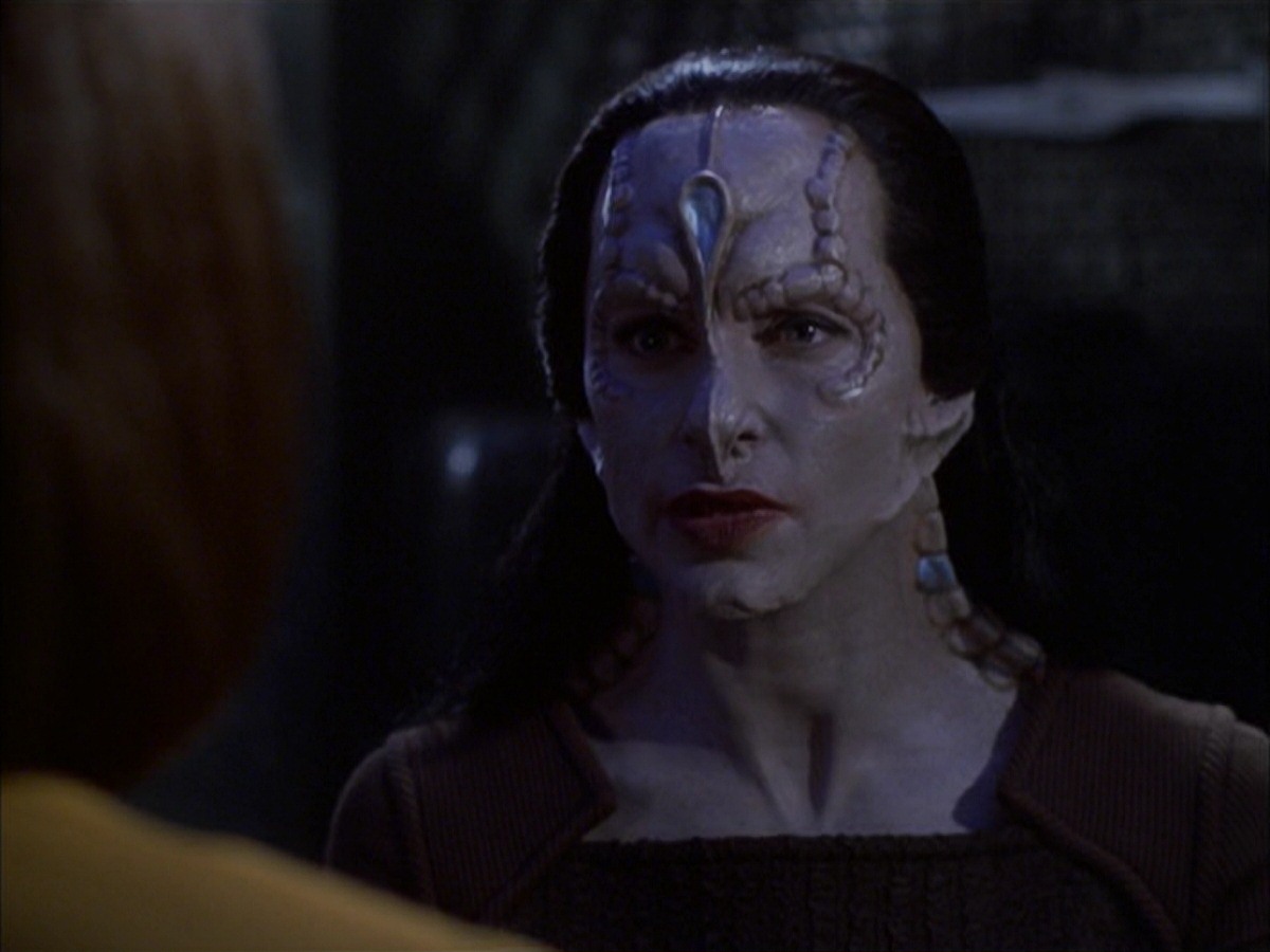 extant_StarTrek_VOY_7x09_7x10-FleshAndBlood_4753.jpg