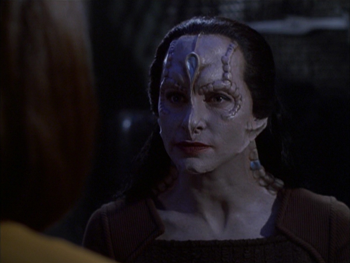 extant_StarTrek_VOY_7x09_7x10-FleshAndBlood_4759.jpg