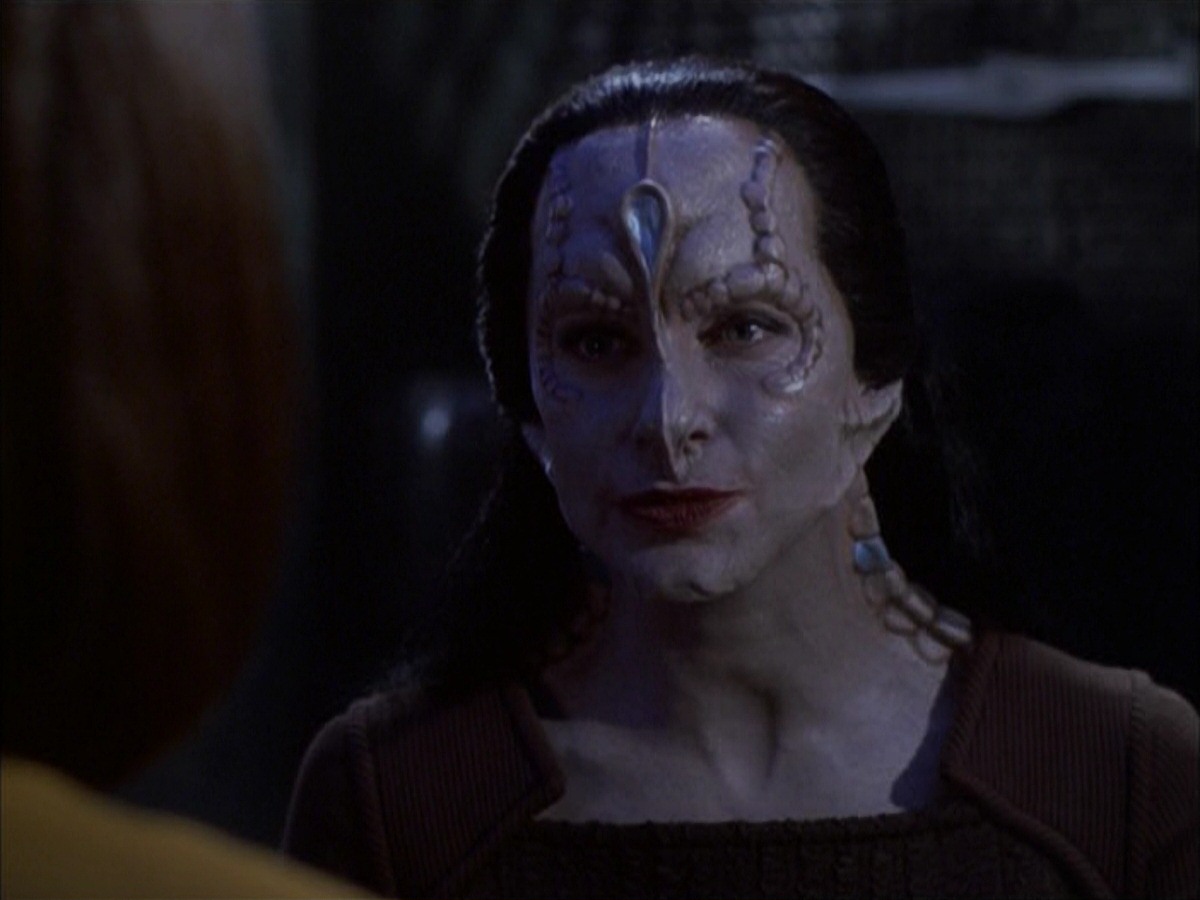 extant_StarTrek_VOY_7x09_7x10-FleshAndBlood_4771.jpg