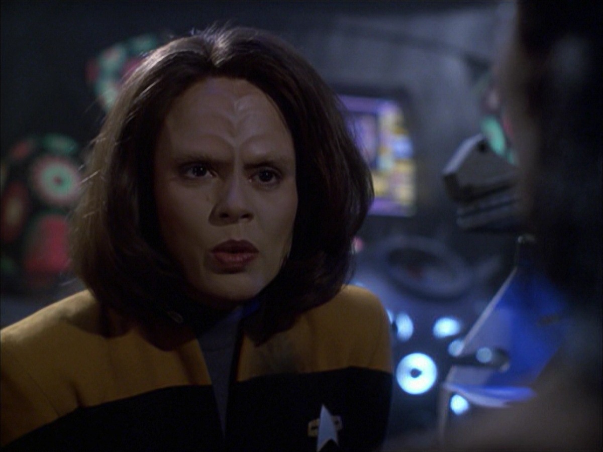 extant_StarTrek_VOY_7x09_7x10-FleshAndBlood_4781.jpg