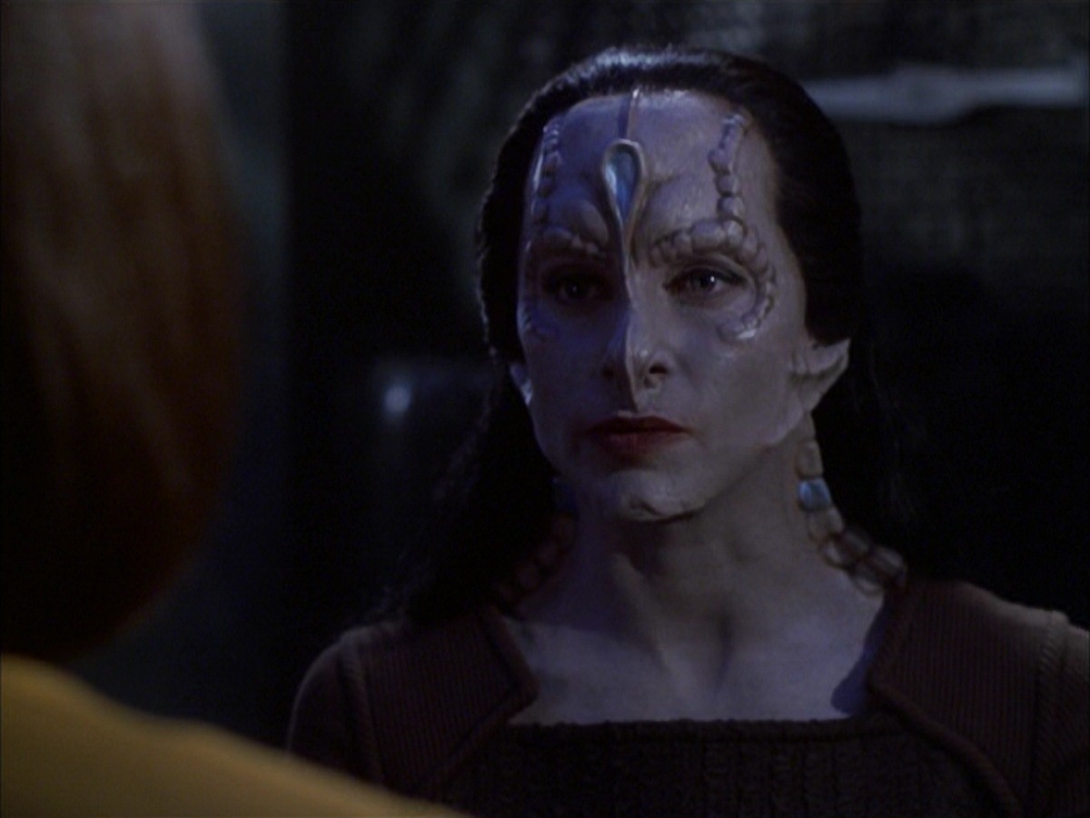 extant_StarTrek_VOY_7x09_7x10-FleshAndBlood_4793.jpg