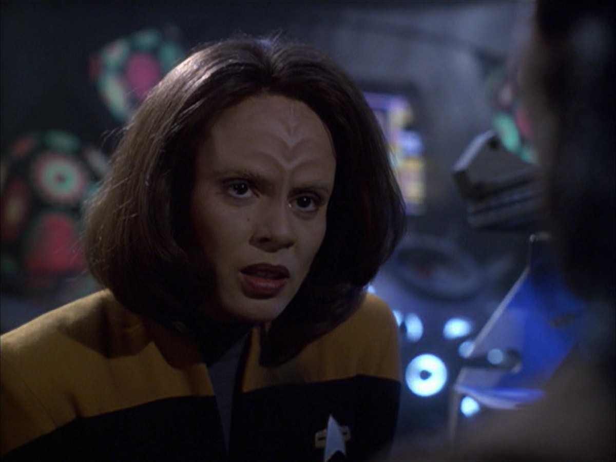 extant_StarTrek_VOY_7x09_7x10-FleshAndBlood_4816.jpg