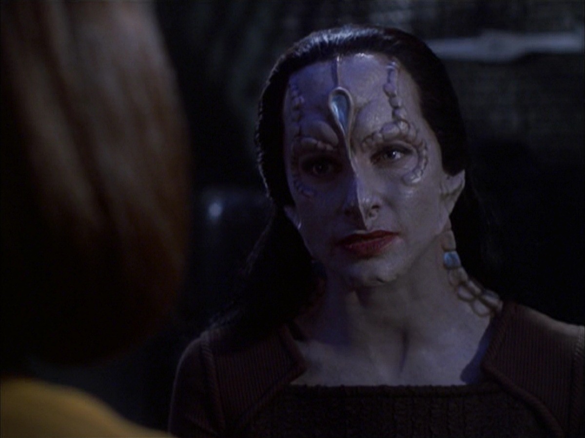 extant_StarTrek_VOY_7x09_7x10-FleshAndBlood_4822.jpg