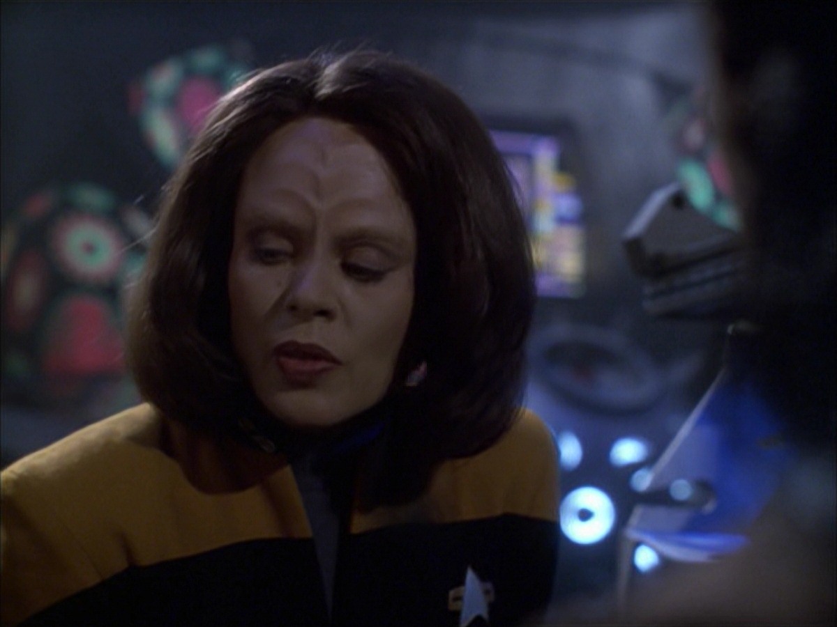 extant_StarTrek_VOY_7x09_7x10-FleshAndBlood_4832.jpg
