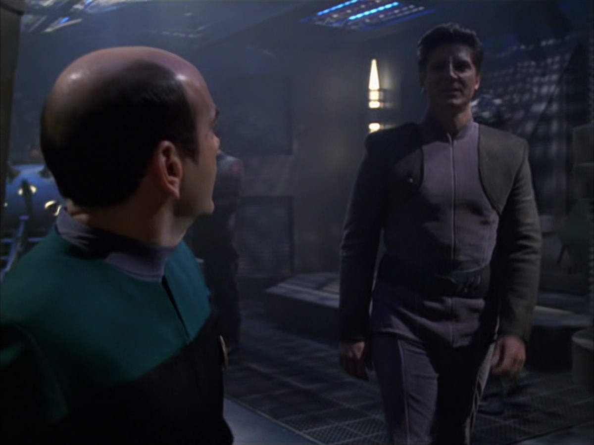 extant_StarTrek_VOY_7x09_7x10-FleshAndBlood_4844.jpg