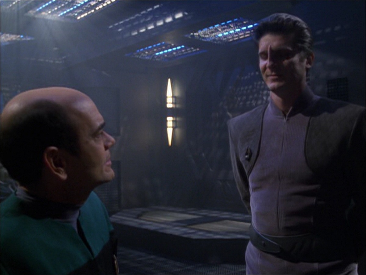 extant_StarTrek_VOY_7x09_7x10-FleshAndBlood_4853.jpg
