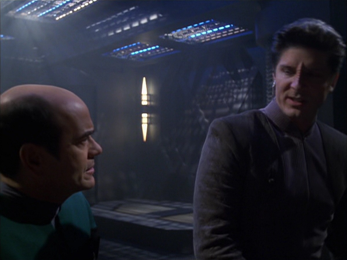 extant_StarTrek_VOY_7x09_7x10-FleshAndBlood_4856.jpg