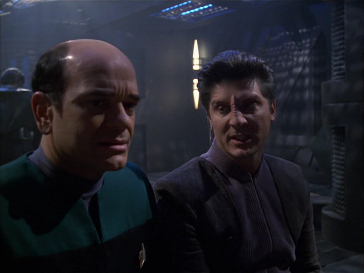 extant_StarTrek_VOY_7x09_7x10-FleshAndBlood_4859.jpg
