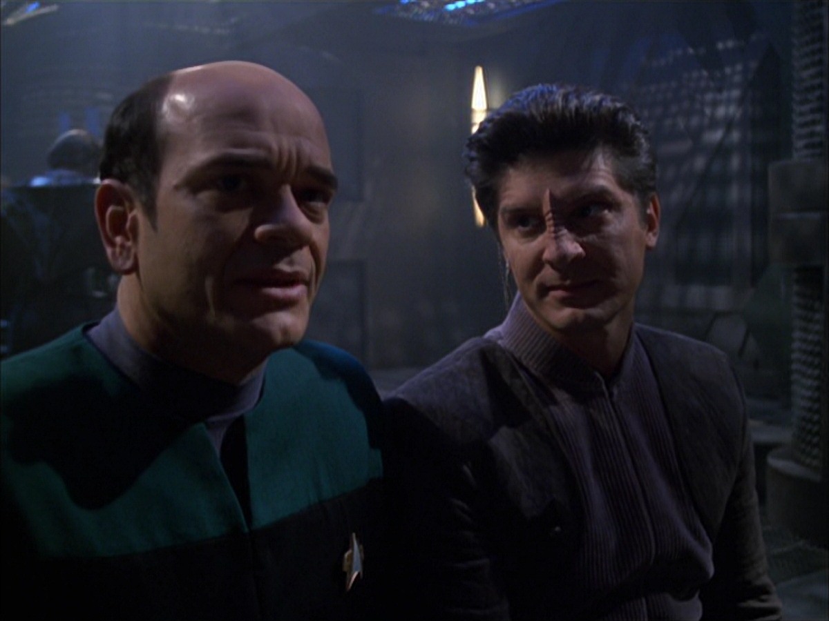 extant_StarTrek_VOY_7x09_7x10-FleshAndBlood_4863.jpg