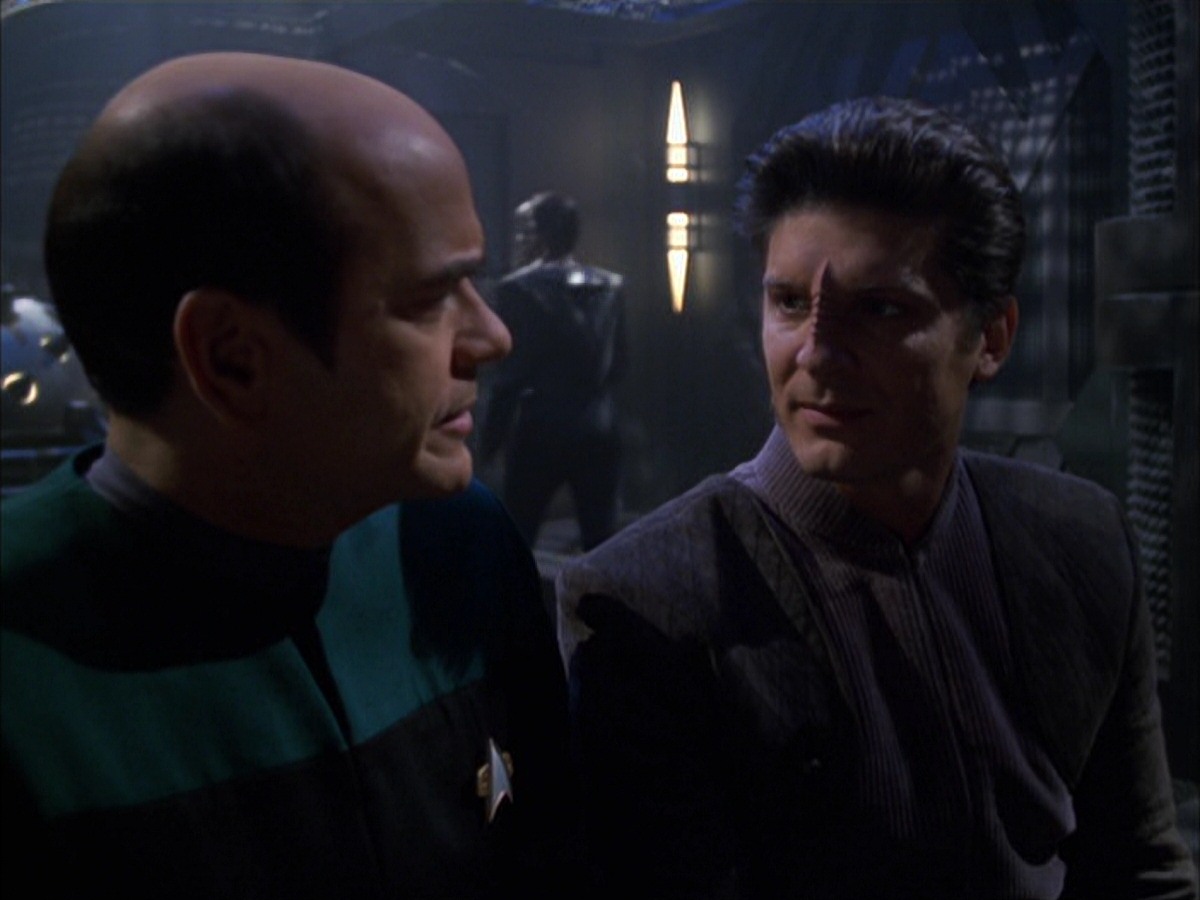 extant_StarTrek_VOY_7x09_7x10-FleshAndBlood_4899.jpg