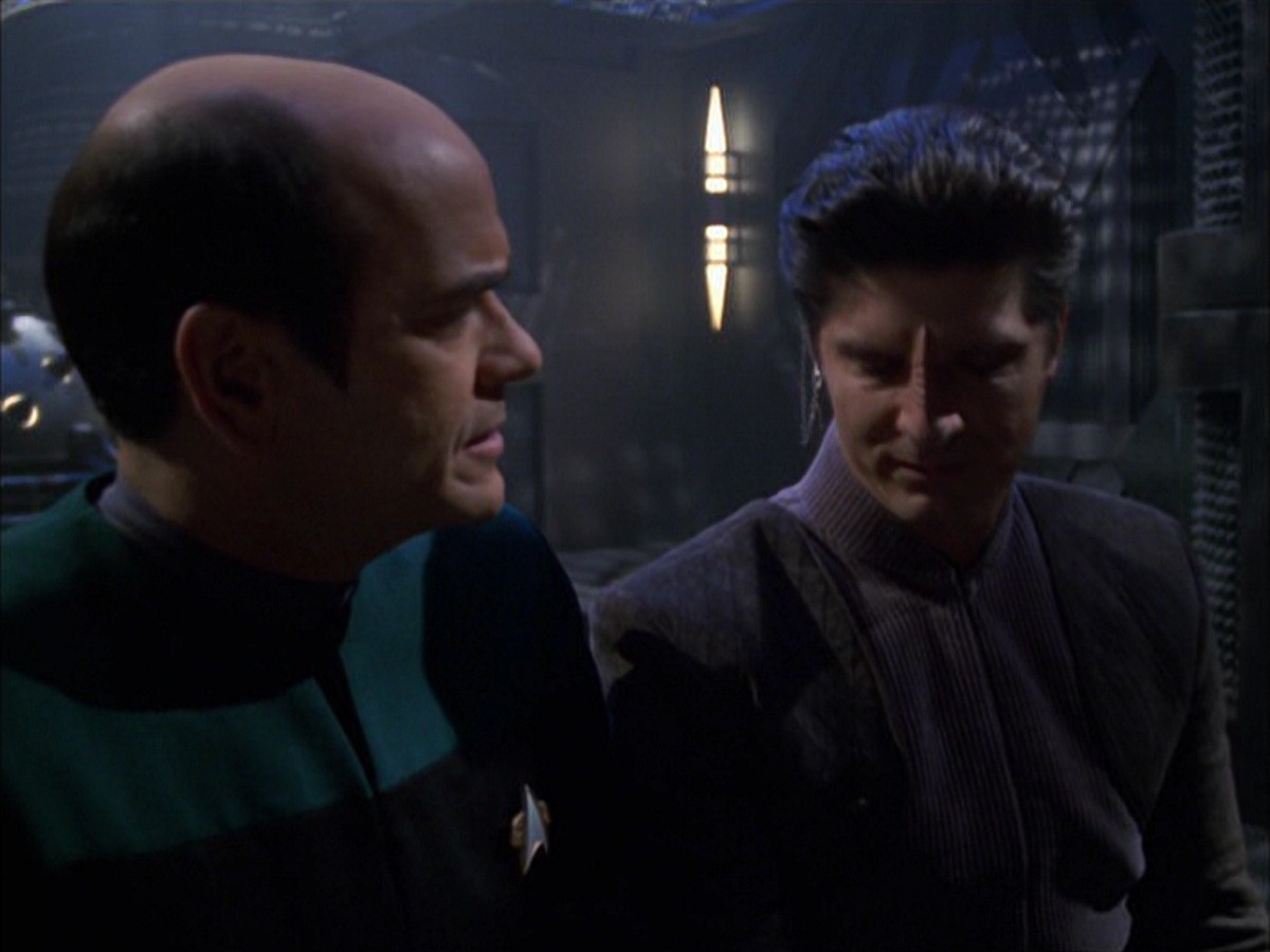 extant_StarTrek_VOY_7x09_7x10-FleshAndBlood_4901.jpg