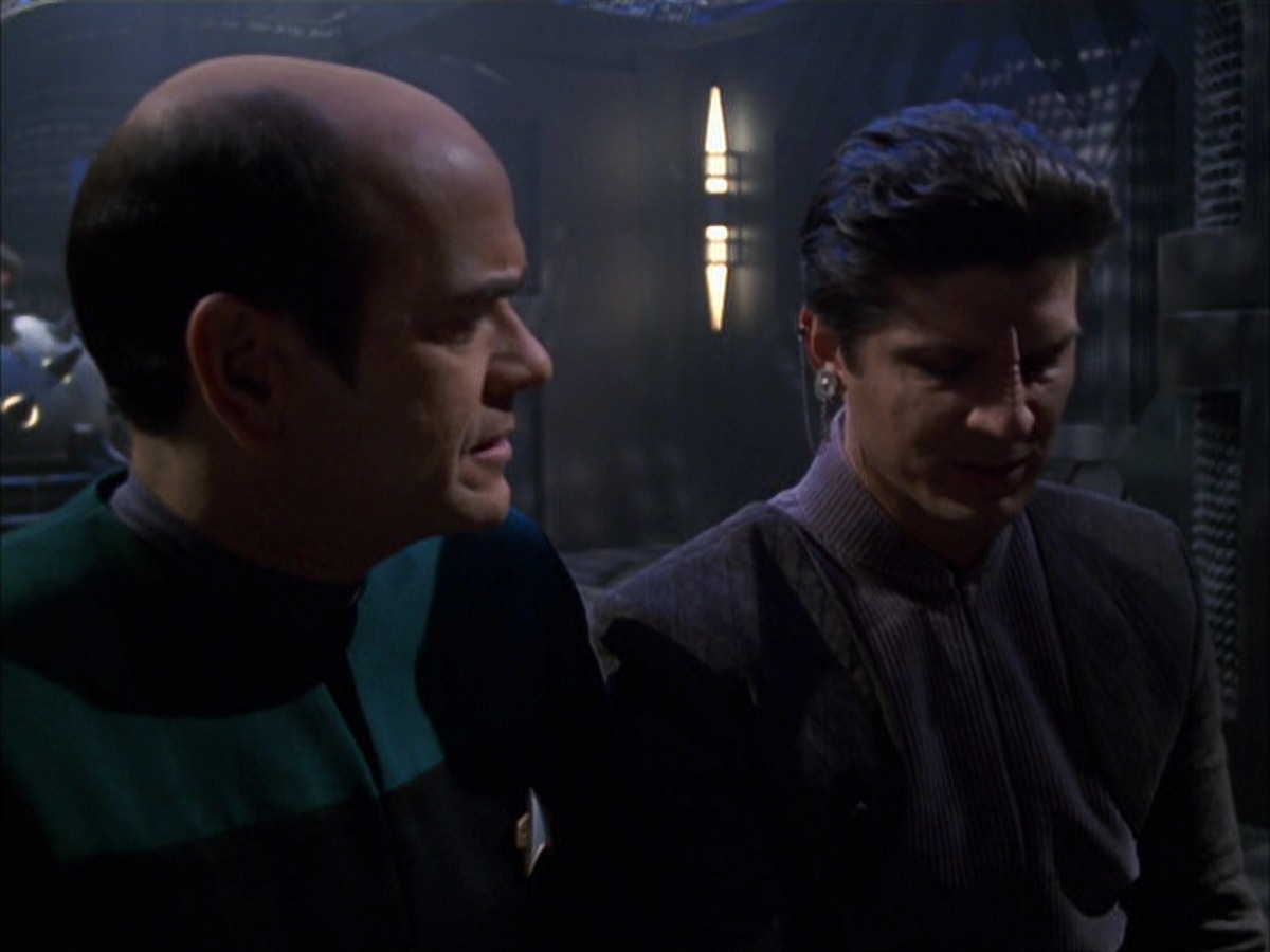 extant_StarTrek_VOY_7x09_7x10-FleshAndBlood_4904.jpg